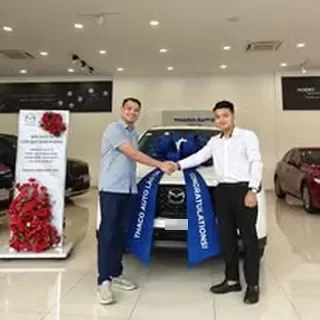 Hoạt động tư vấn và giao xe Mazda tại Lào Cai 2