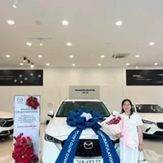Ảnh giao xe Mazda Lào Cai